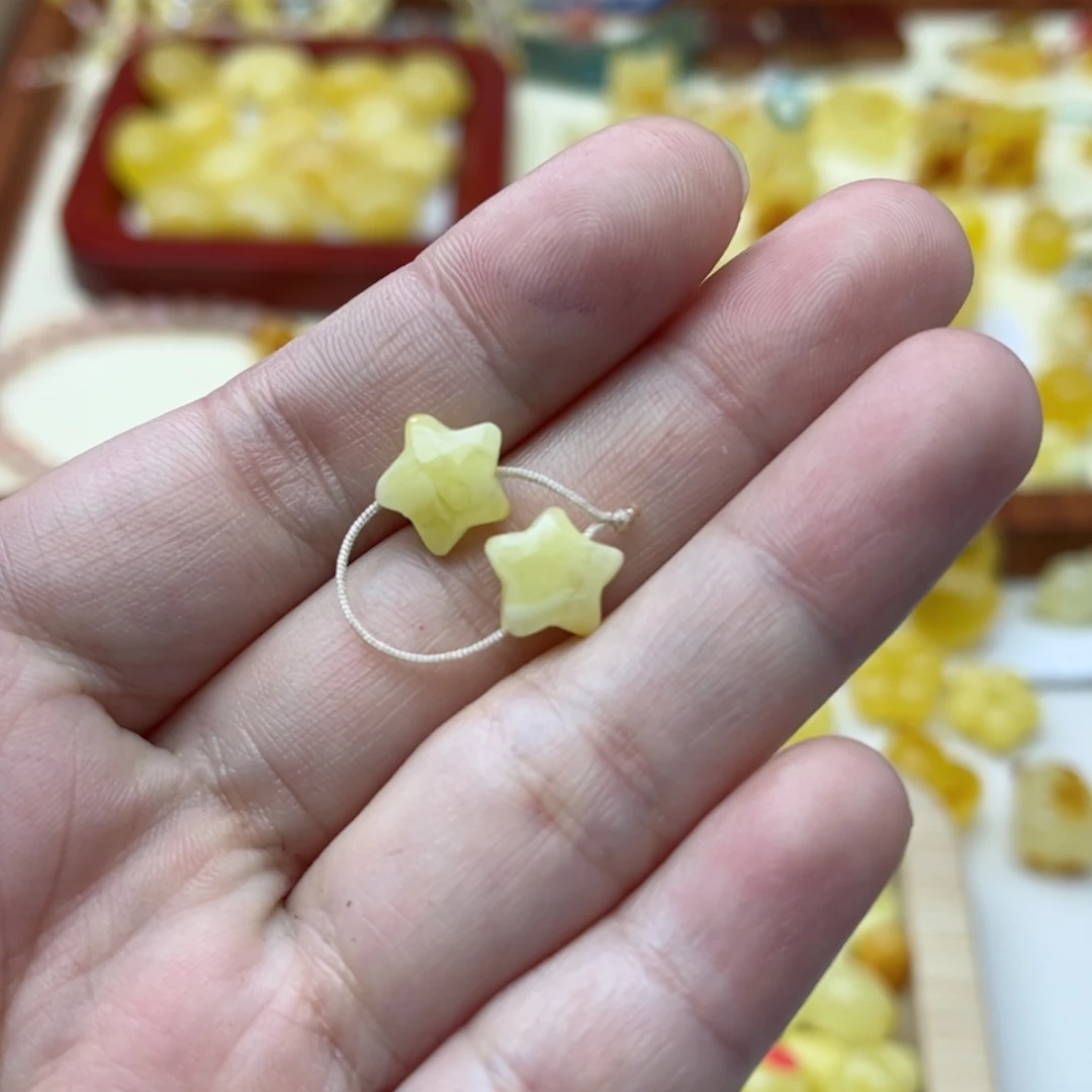 【闪购商品】蜜蜡裸石未镶嵌配饰