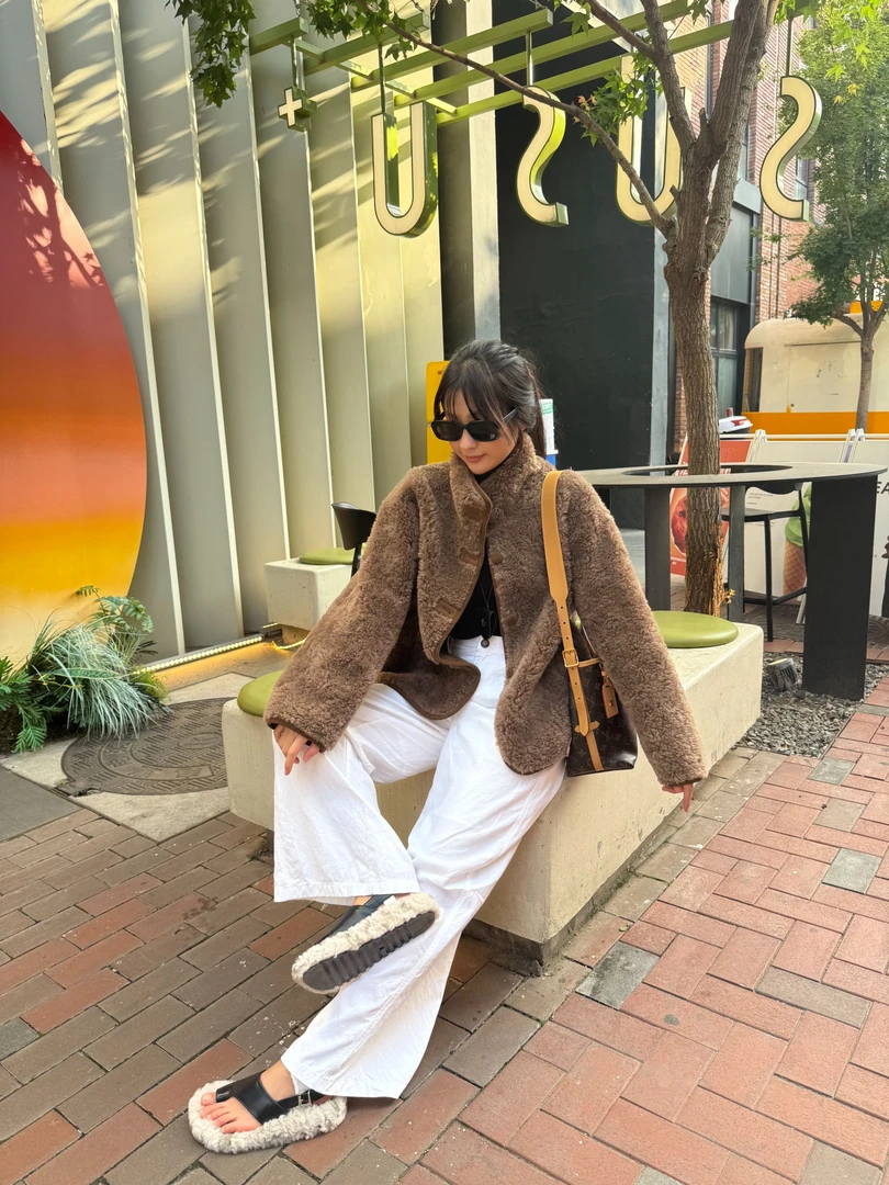 2025秋冬颗粒100%羊羔毛皮草外套大衣