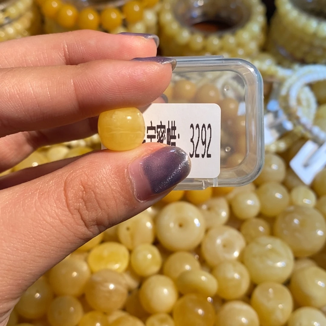 琥珀未镶嵌珠宝奇石3292
