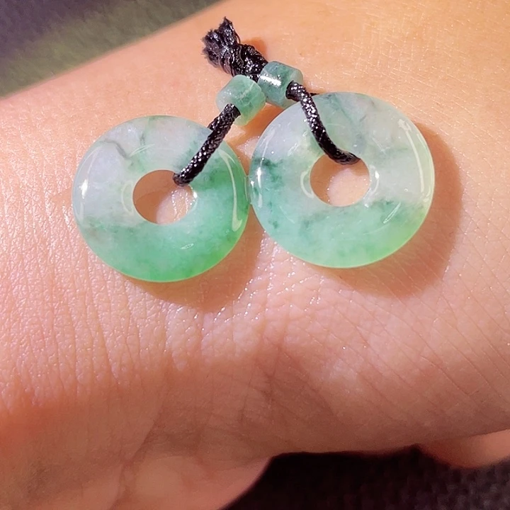 未镶嵌定制翡翠翡翠