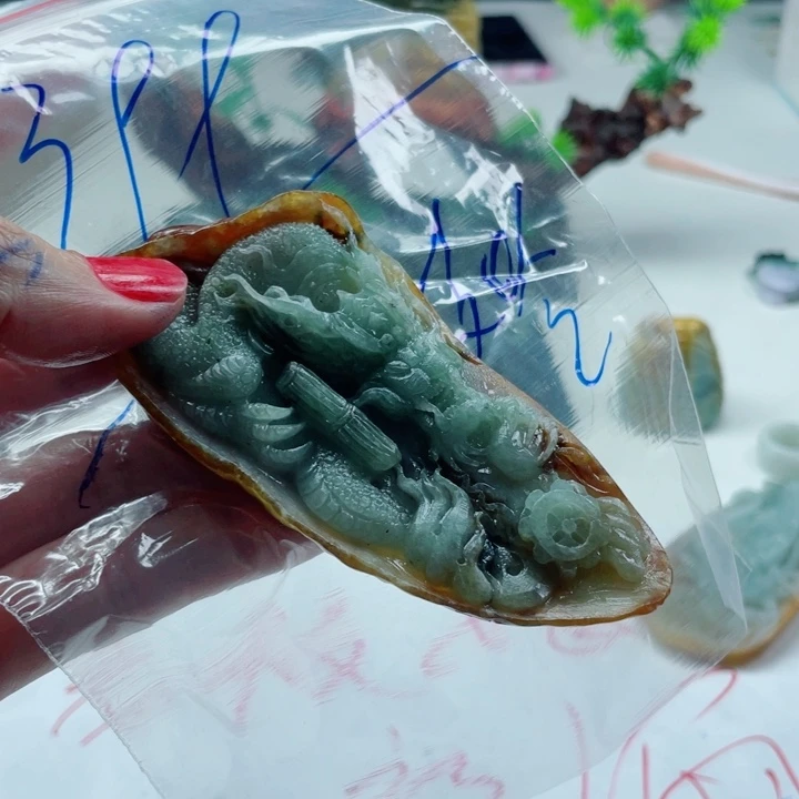 西***岭定制翡翠未镶嵌毛货