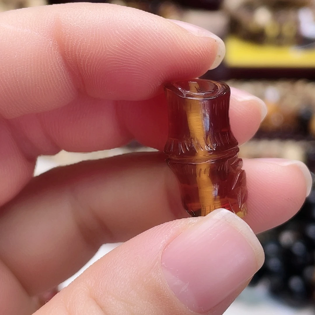 琥珀裸石未镶嵌用****2大