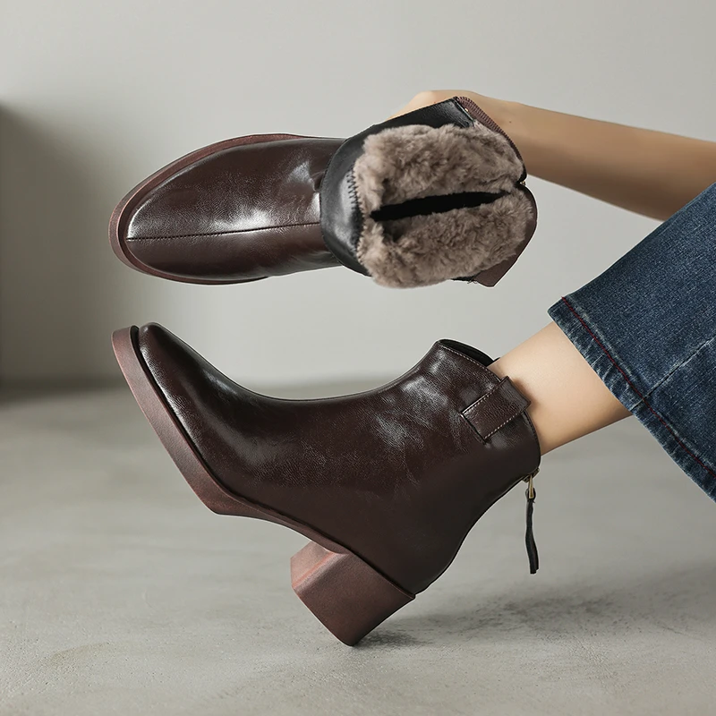 5CM-牛皮圆头瘦瘦靴保暖时尚雪地靴高跟秋冬女靴皮靴新款马丁靴女