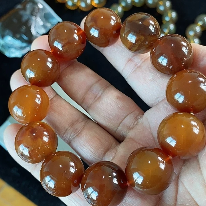 琥珀颈饰未镶嵌一