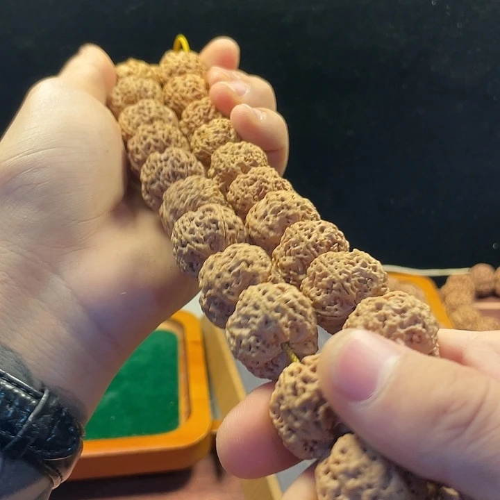 金刚菩提吊坠梅花