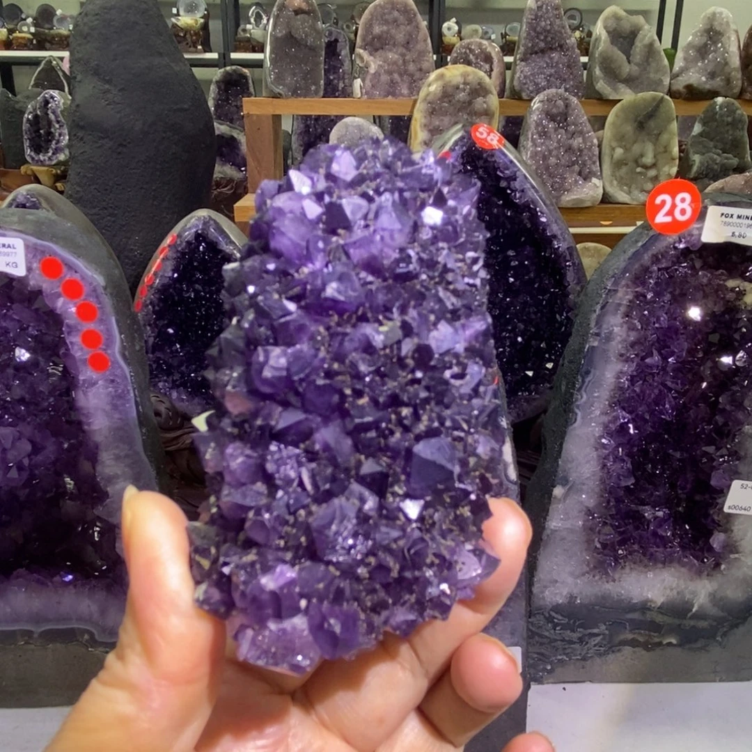 水晶大型摆件（非配饰）未镶嵌