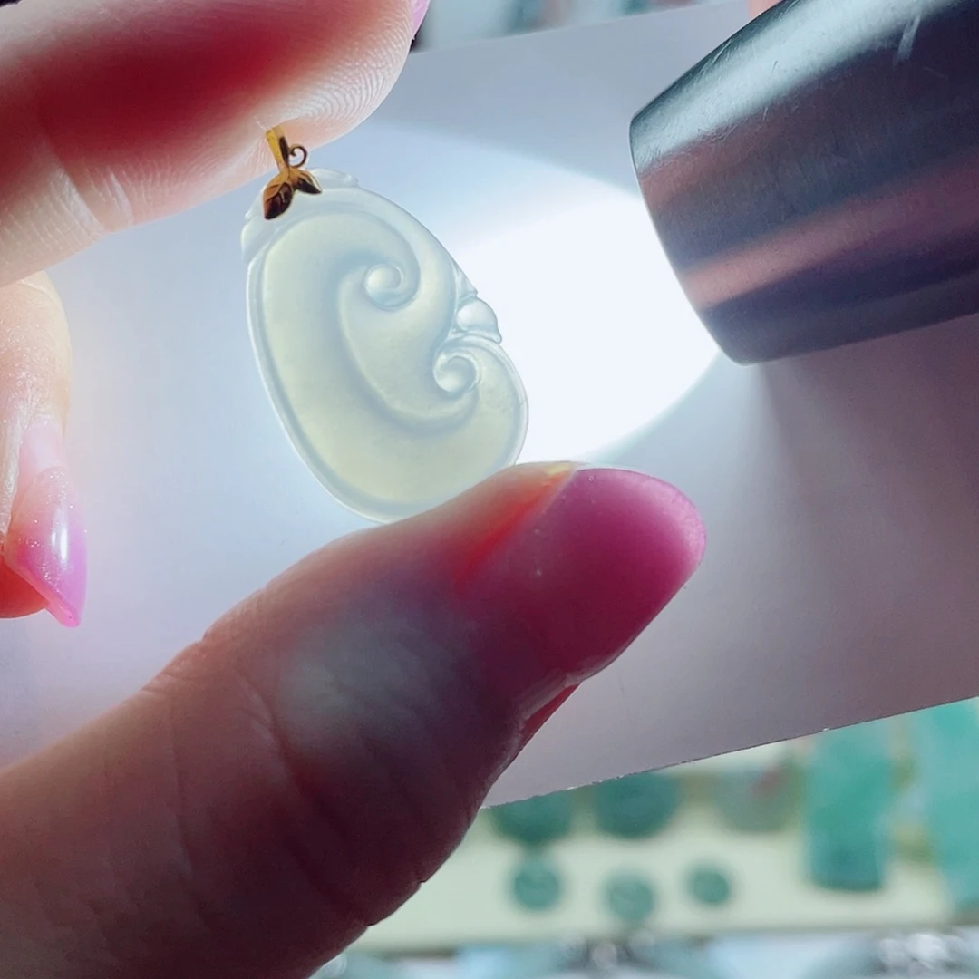 颈饰18K金镶嵌翡翠85455555