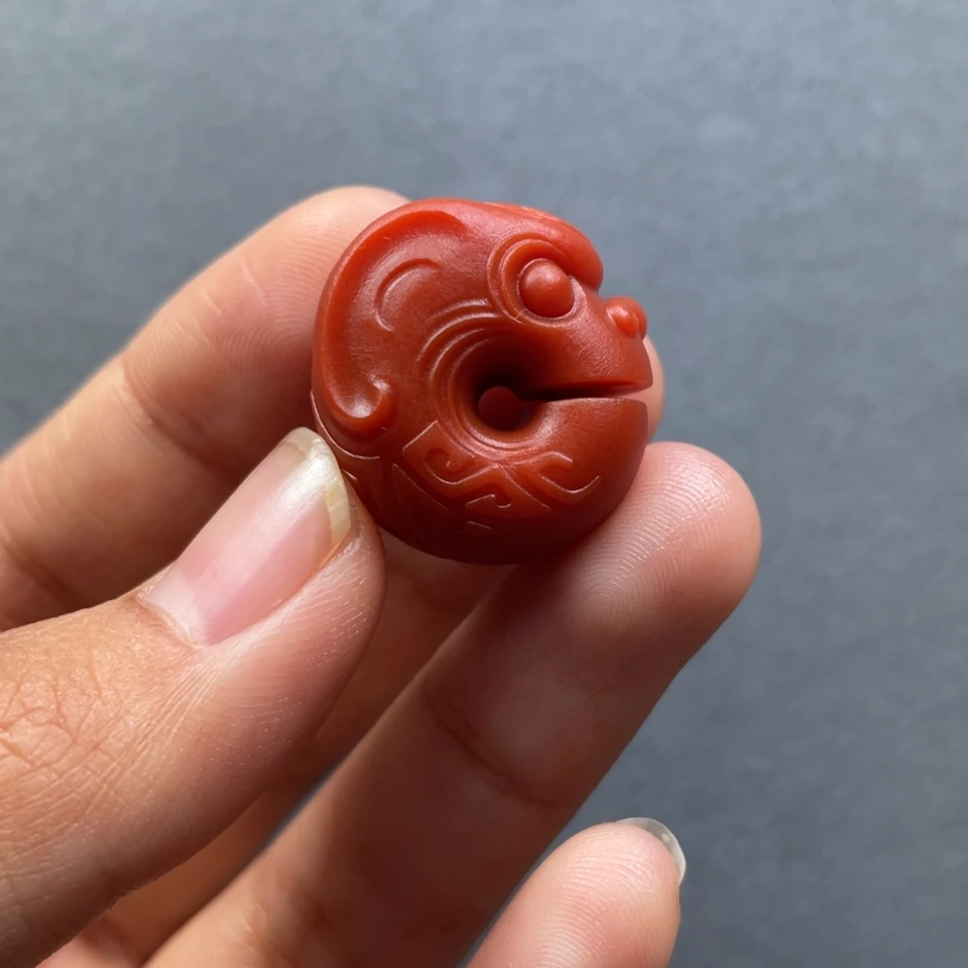 南红玛瑙未镶嵌配饰玉猪龙
