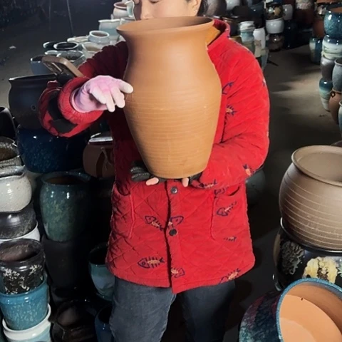20口32高瑕疵一个盆子