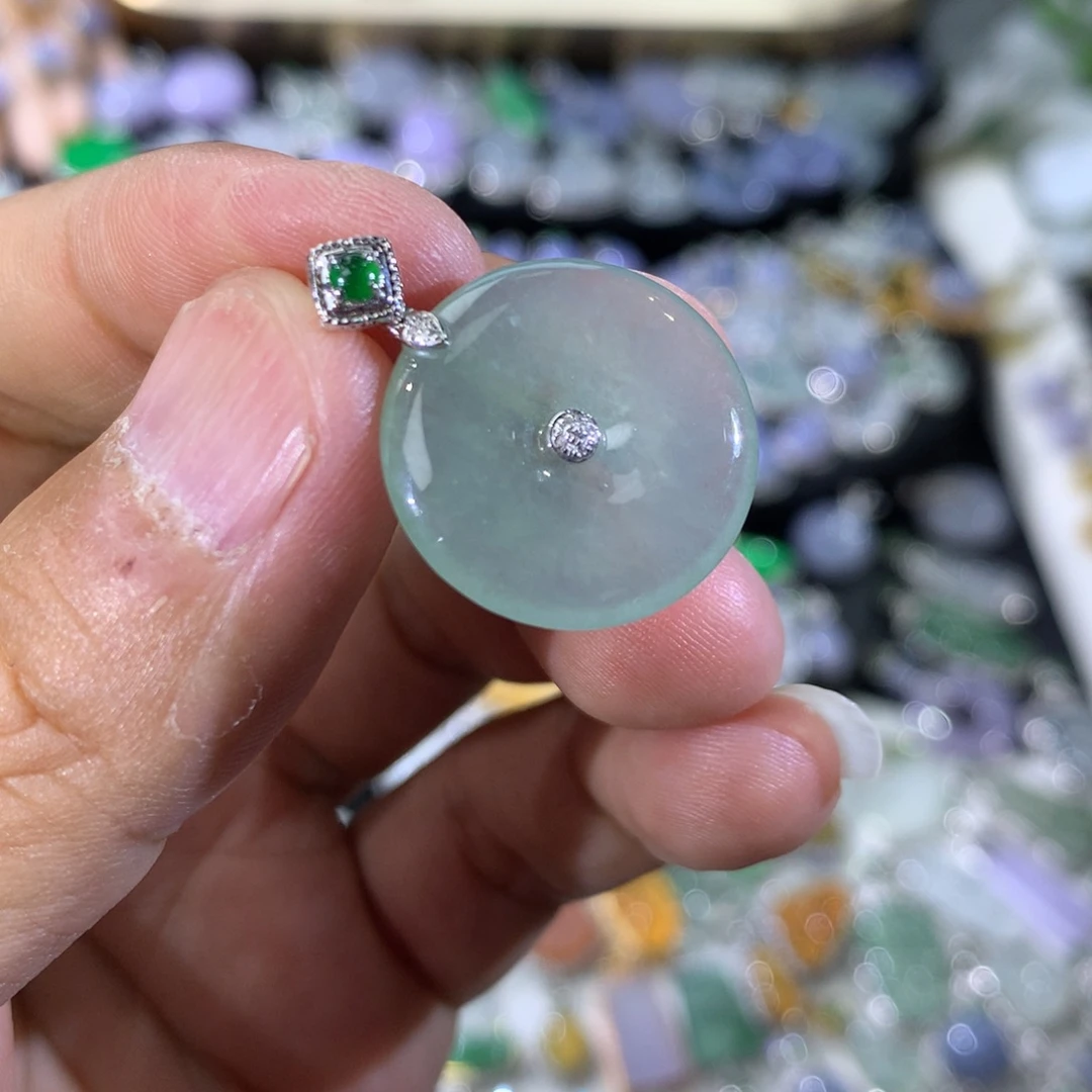 翡翠18K金镶嵌吊坠(不含链)