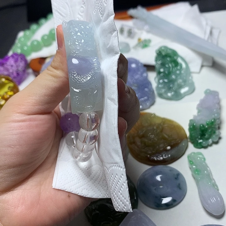 颈饰未镶嵌翡翠天然A货翡翠龙手牌