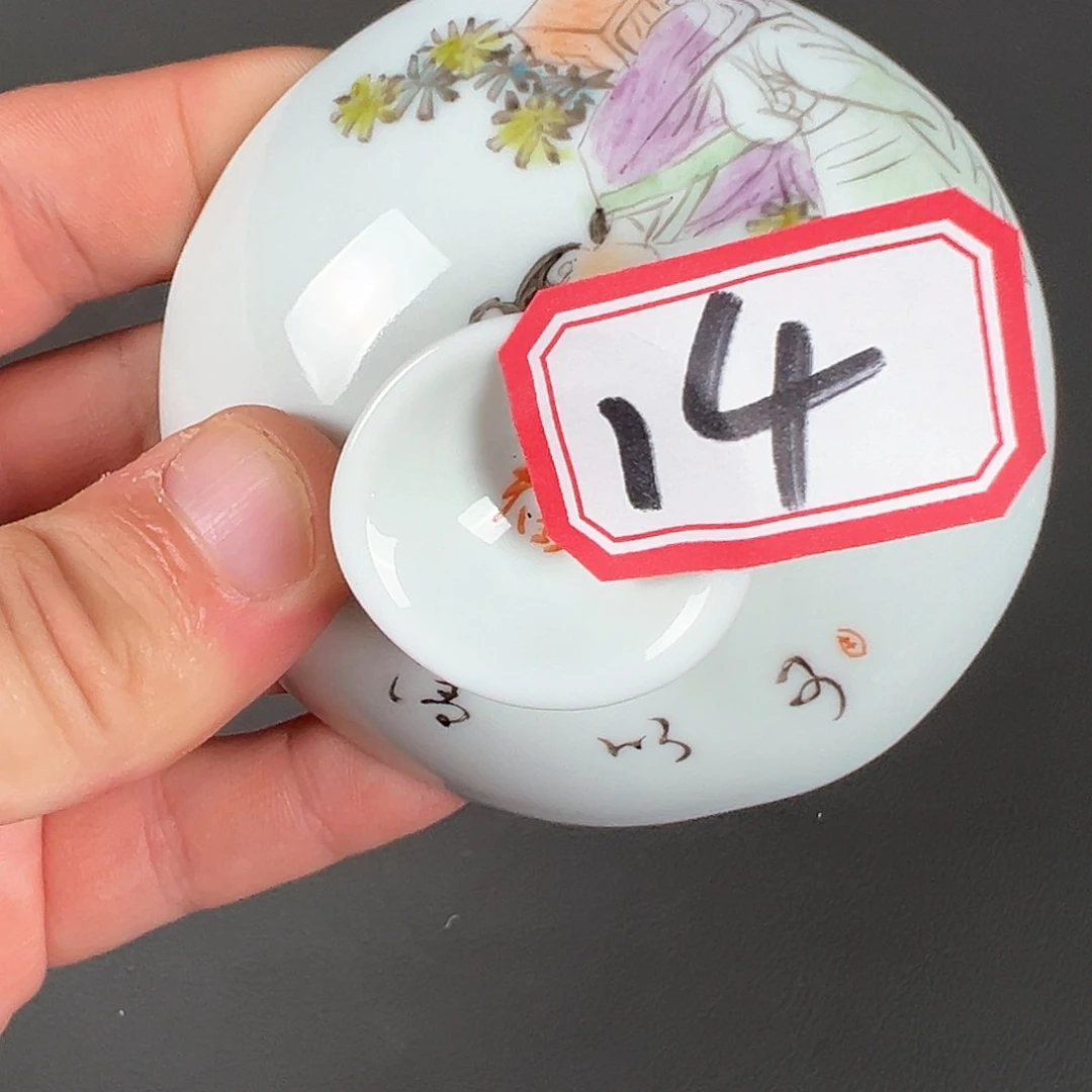 摆件瓷器，摆件，工艺品