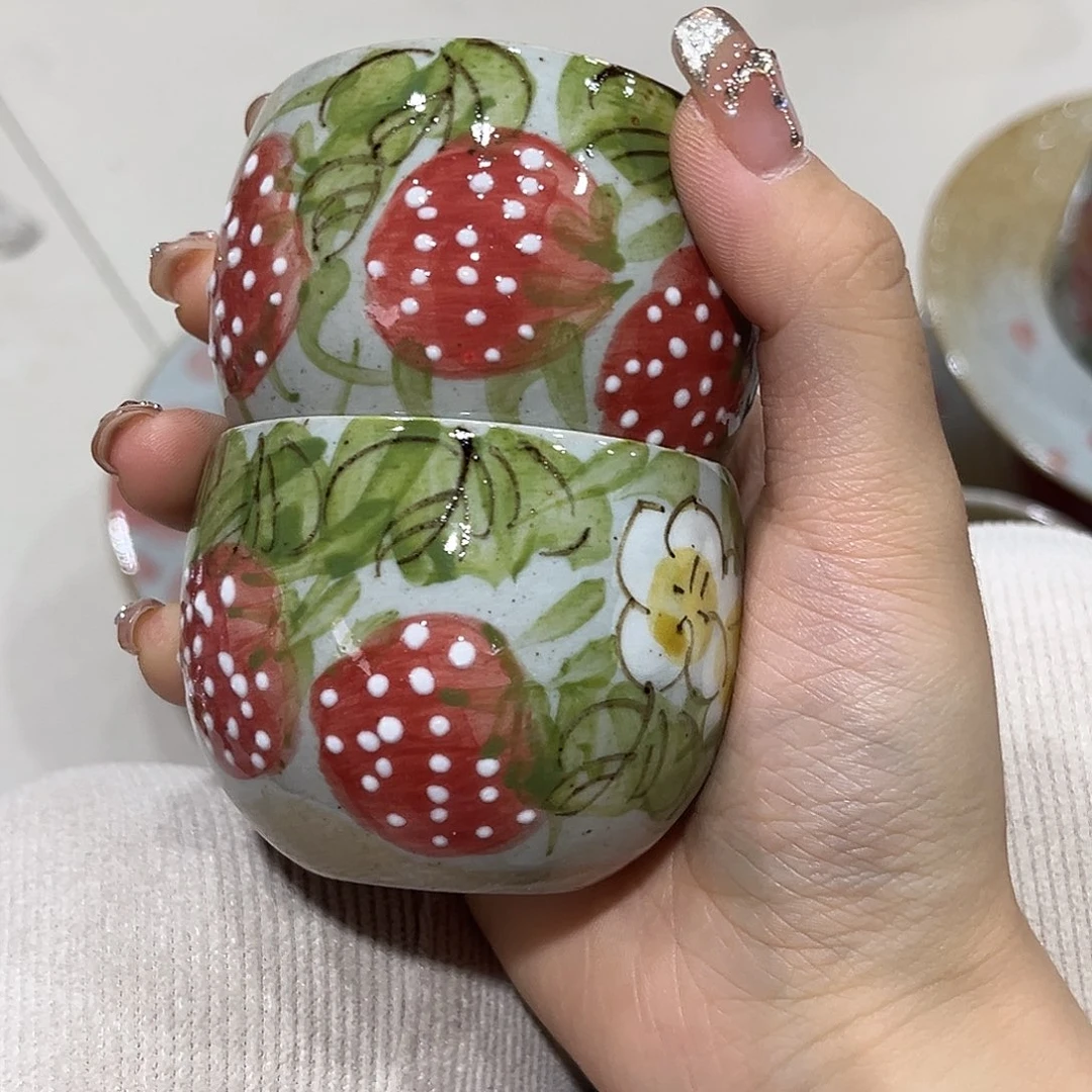 嘉***钰景德镇手工手绘高温釉下彩扣卡