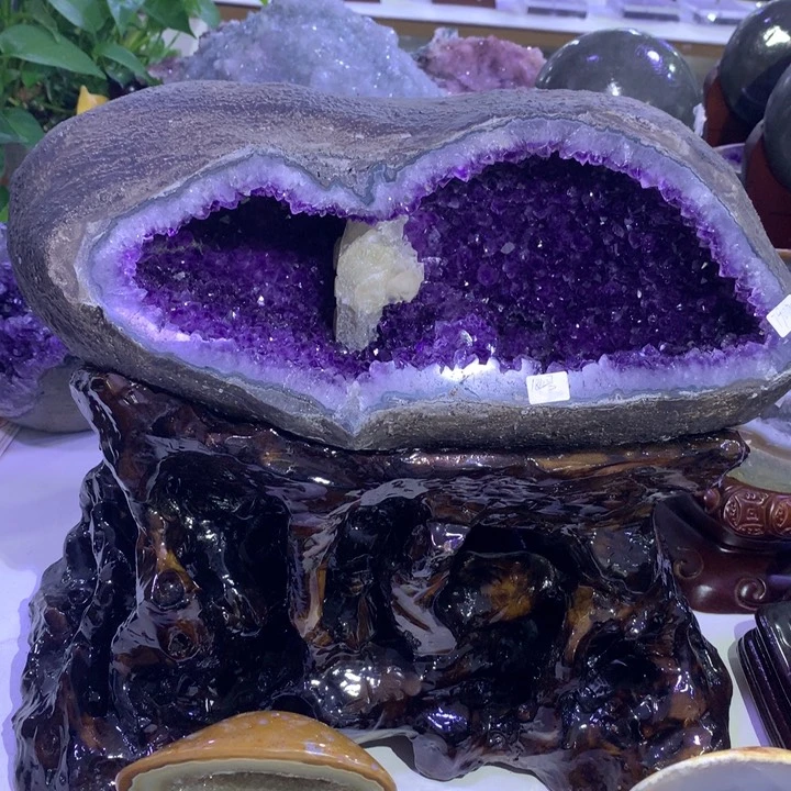 未镶嵌水晶大型摆件(非配饰)