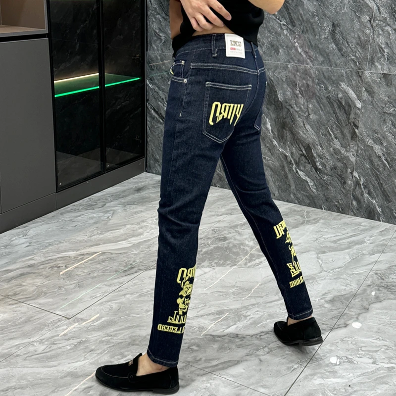 春秋新品重工刺绣牛仔裤男士弹力修身小脚裤网红痞帅潮牌休闲男裤