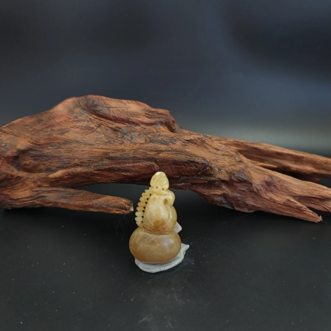 Q和田玉福禄吊坠0375