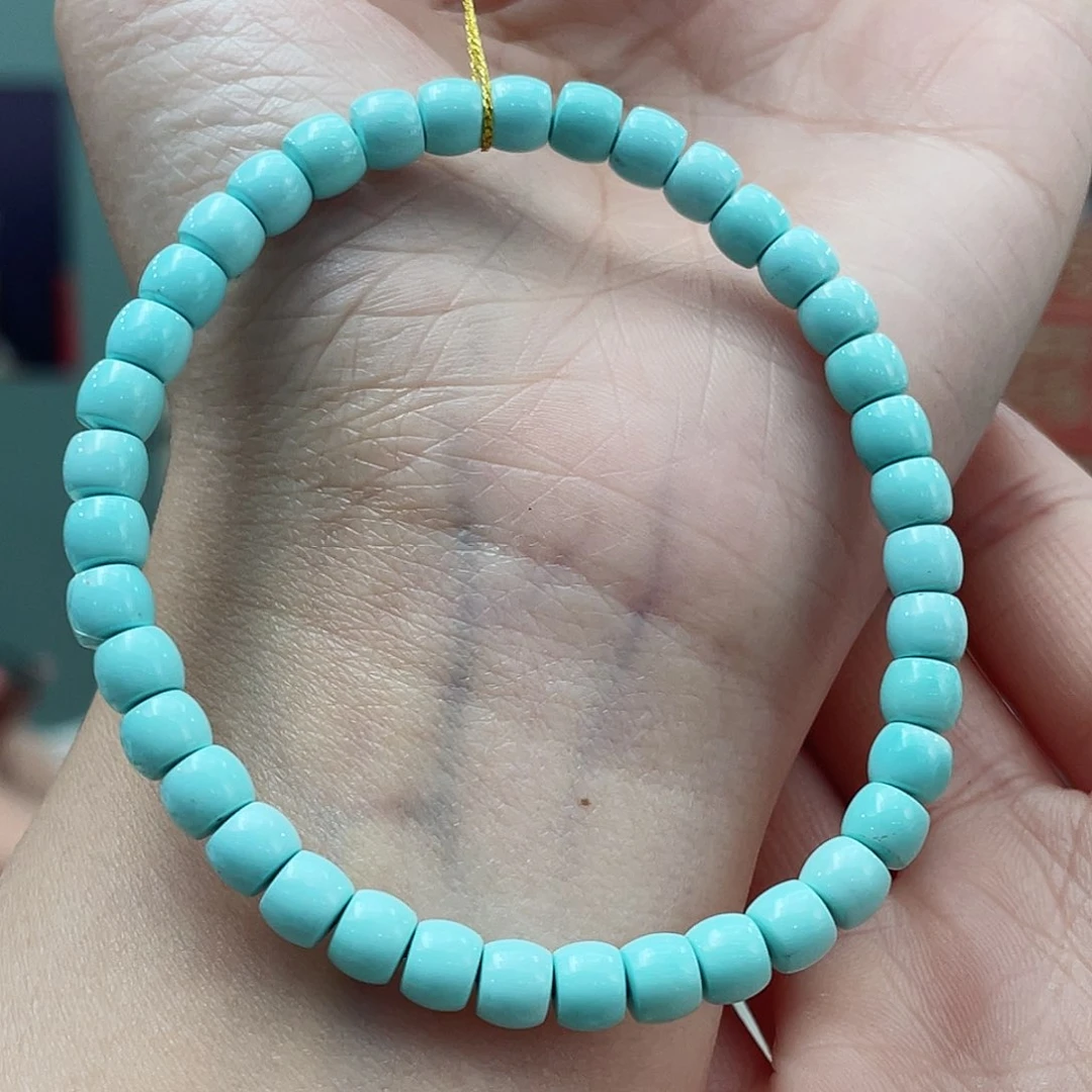 绿松石颈饰未镶嵌