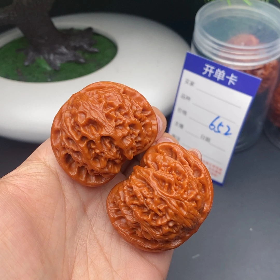 文玩核桃把件44宫灯652