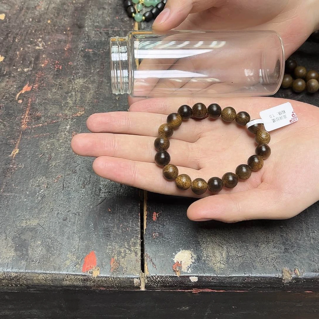 大叶紫檀（黑酸枝木类）