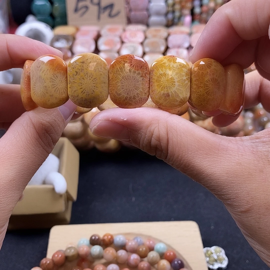 硅化珊瑚（珊瑚玉）未镶嵌手牌  上新 45