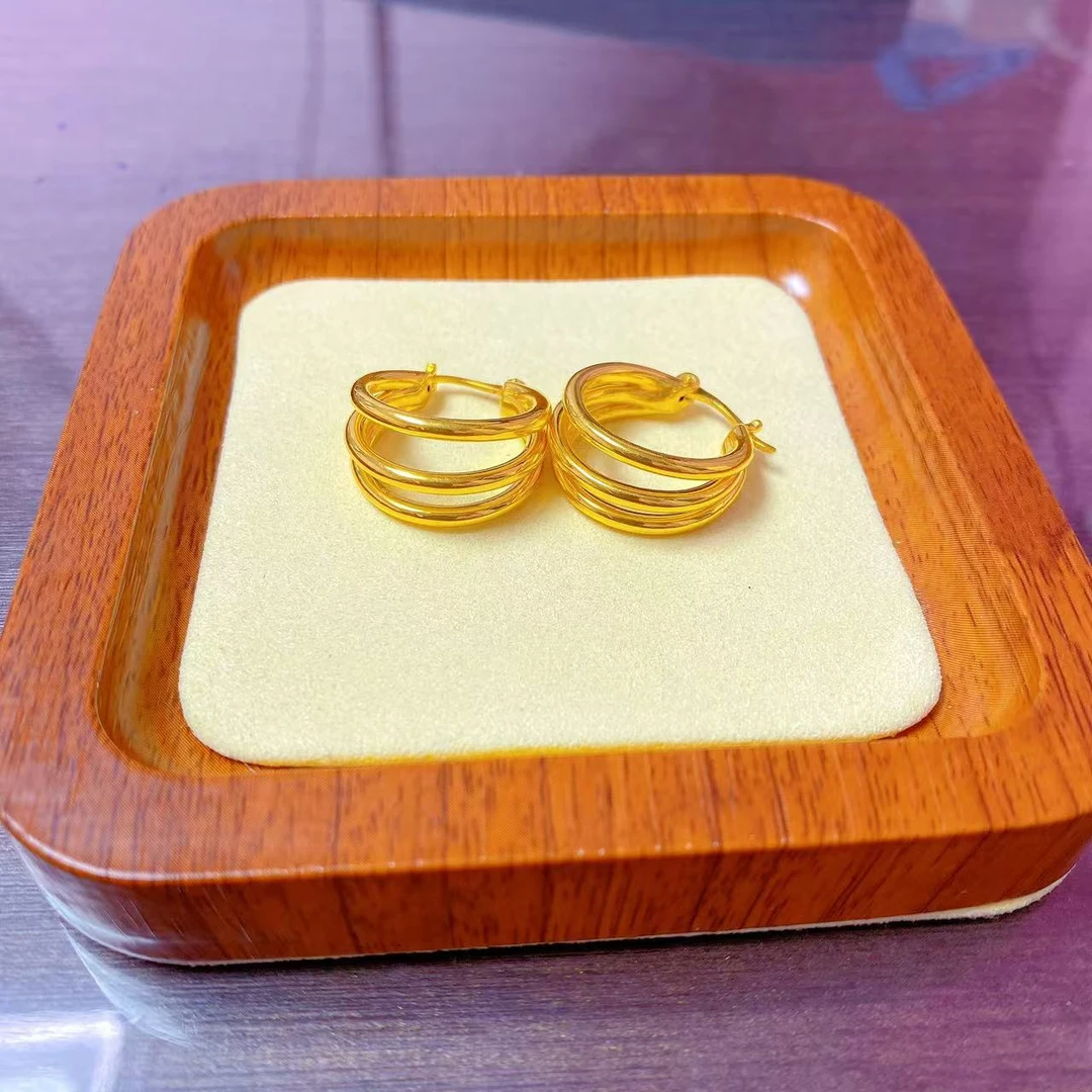 足金999    经典百搭5D无氰猫爪耳饰