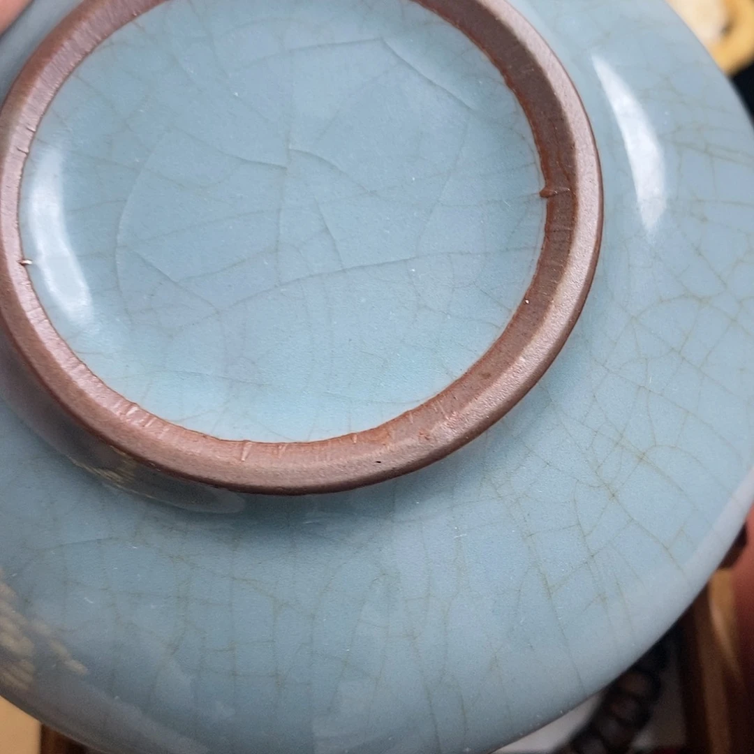 碟瓷器制作工艺精湛精巧