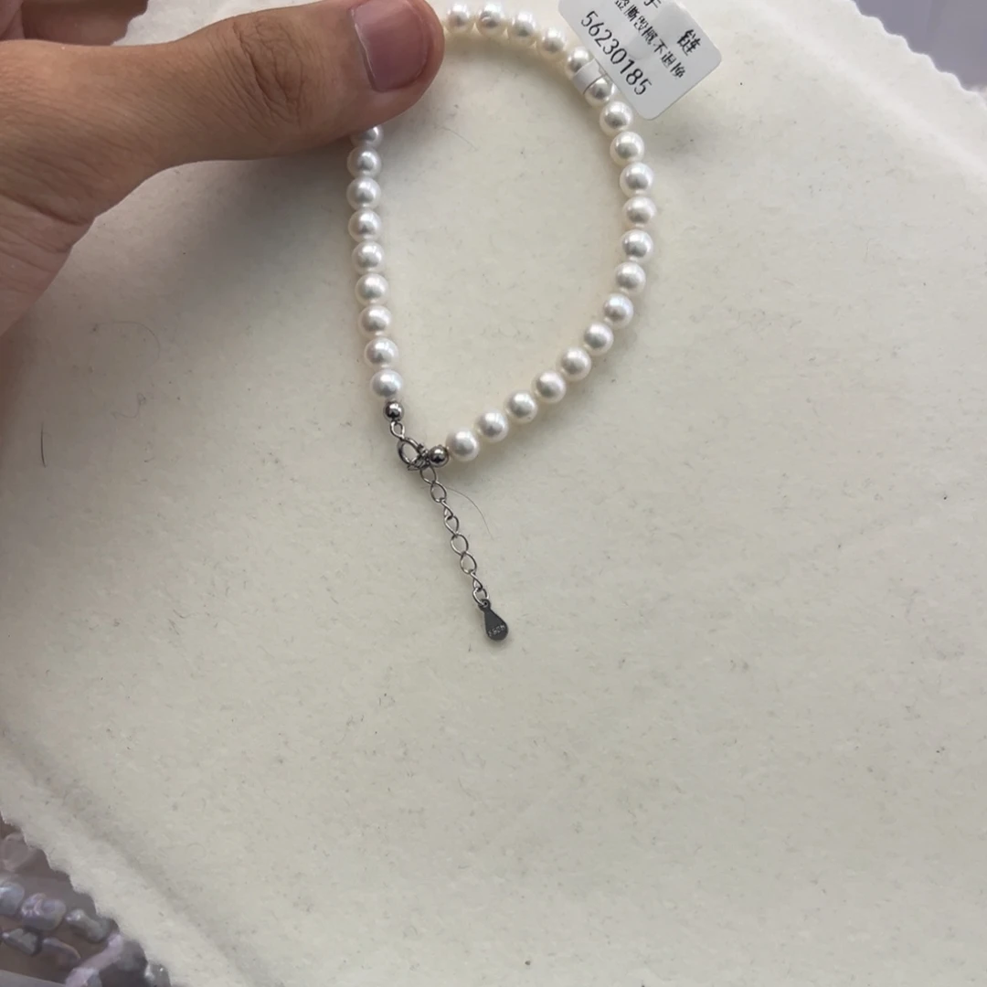 未镶嵌颈饰淡水珍珠