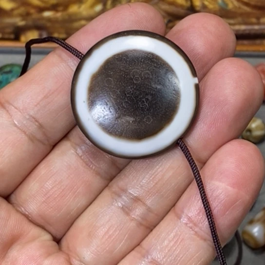 玻璃颈饰【****】马眼扁珠……