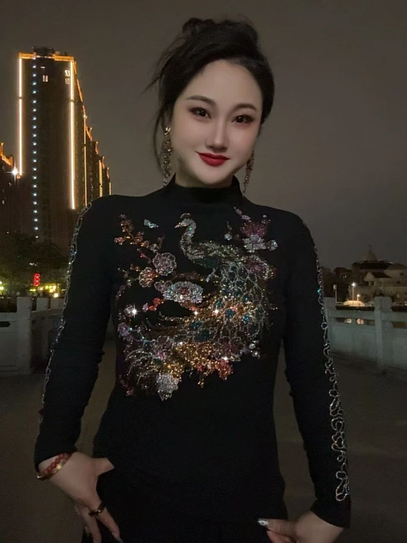 【七彩凤凰】双款式打底衫女内搭秋冬新款时尚烫钻上衣修身长袖D