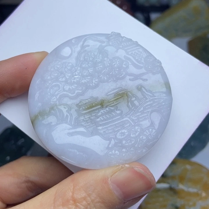 翡翠颈饰未镶嵌翡翠