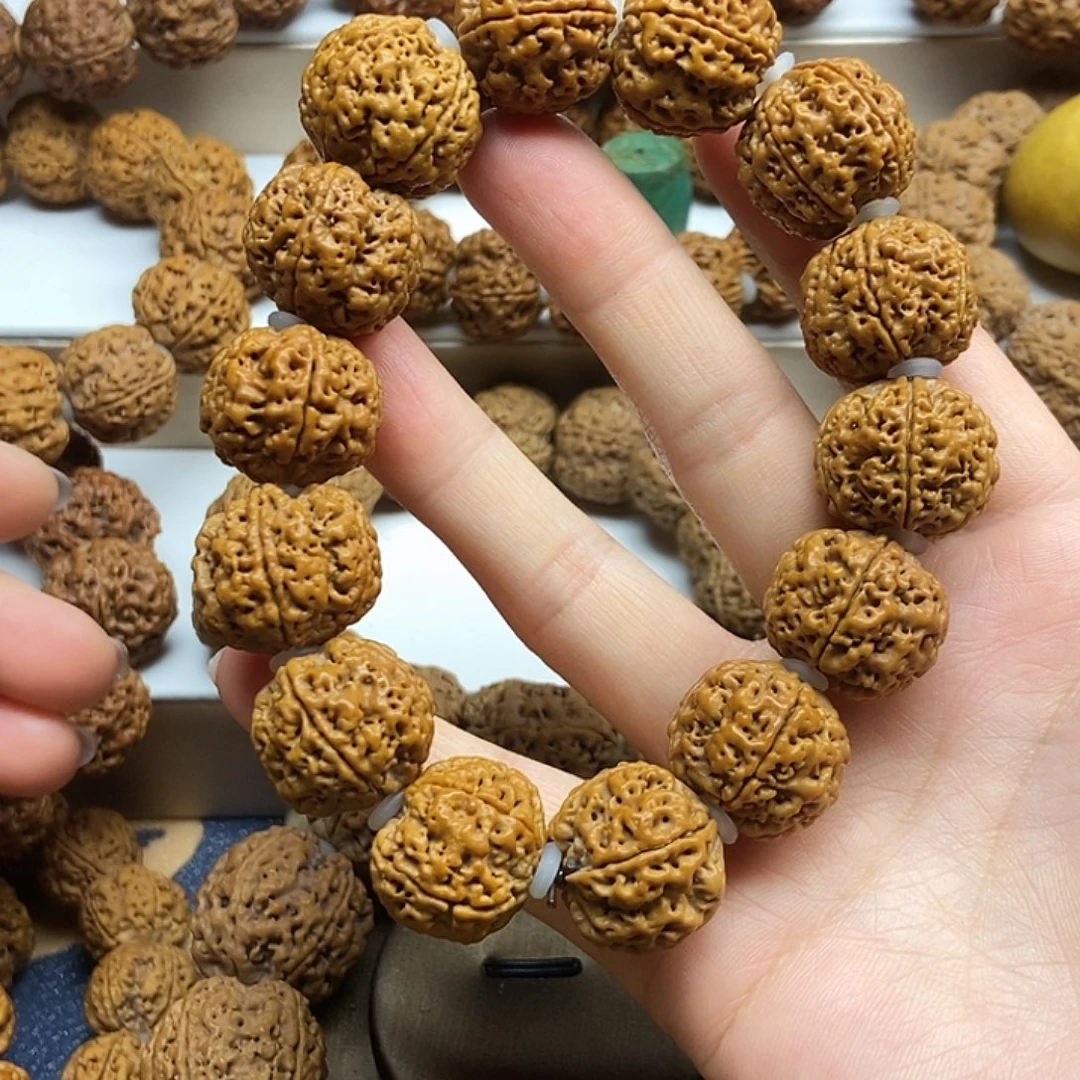 金刚菩提吊坠蜂窝梅花