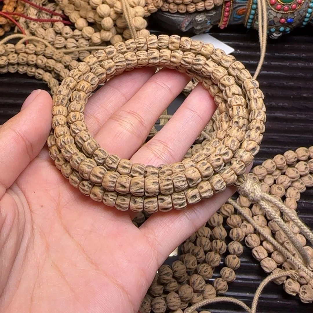 柏香籽/百香籽吊坠金****乐