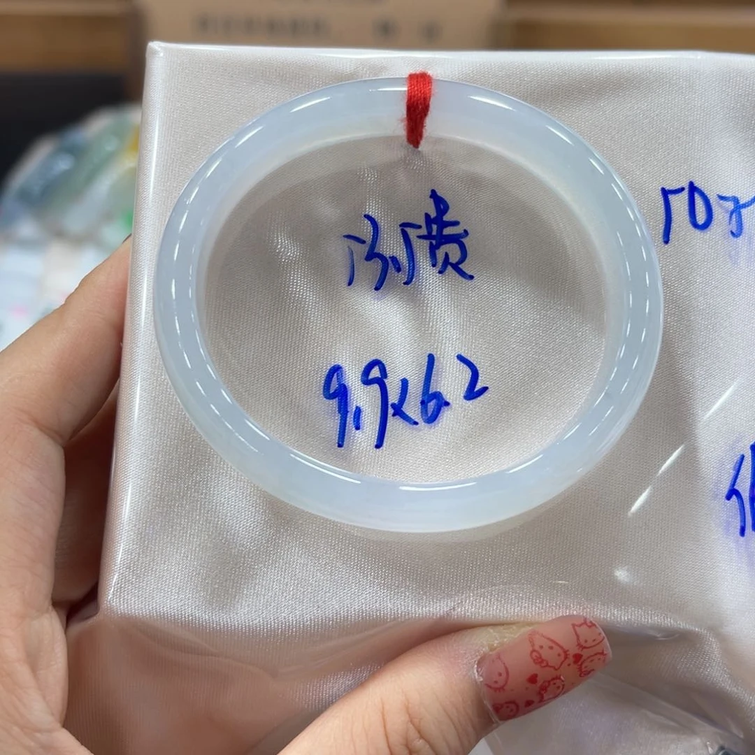 未镶嵌手镯翡翠翡翠