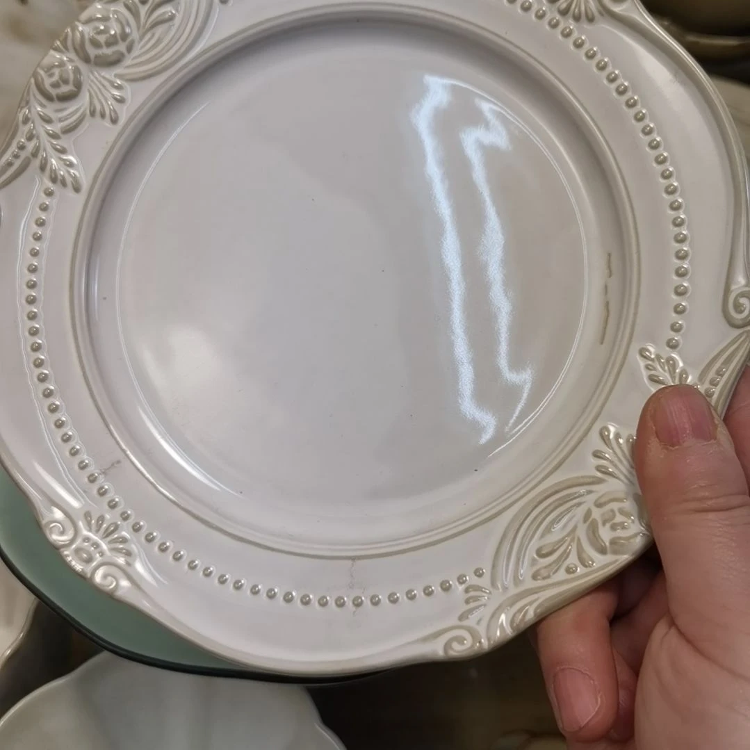 瓷片微瑕玫瑰八寸浅盘两个一组