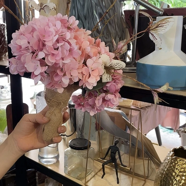 吴*陶瓷花瓶部分（微瑕）