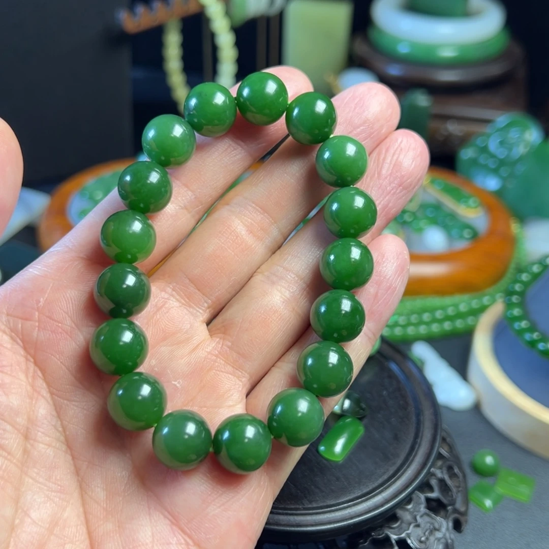 和田玉（碧玉）未镶嵌手链