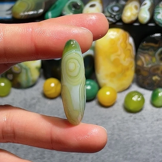 【闪购商品】玛瑙珠宝奇石未镶嵌隔***表