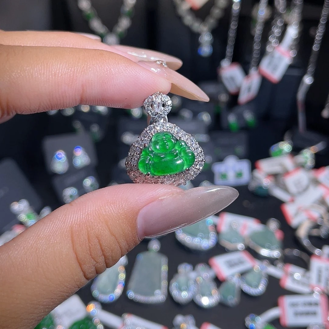 吊坠(不含链)未镶嵌翡翠