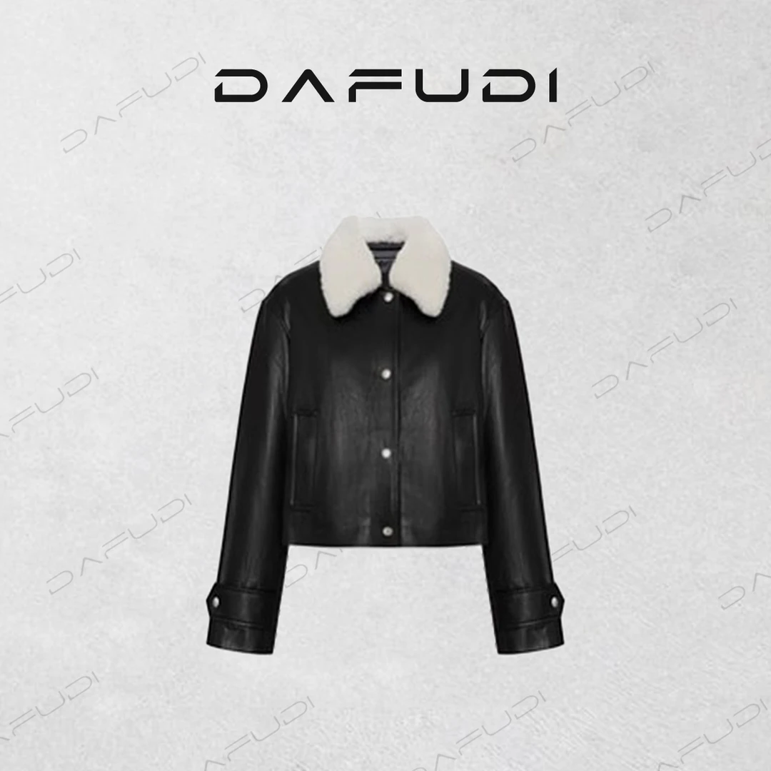 达芙笛【钟楚曦同款】时尚外套2025春新品可拆毛领短款素皮Z1375