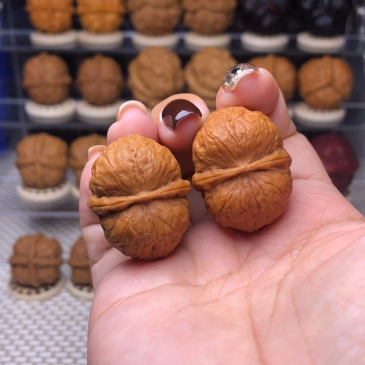 文玩核桃把件11号玲珑小元宝30尺