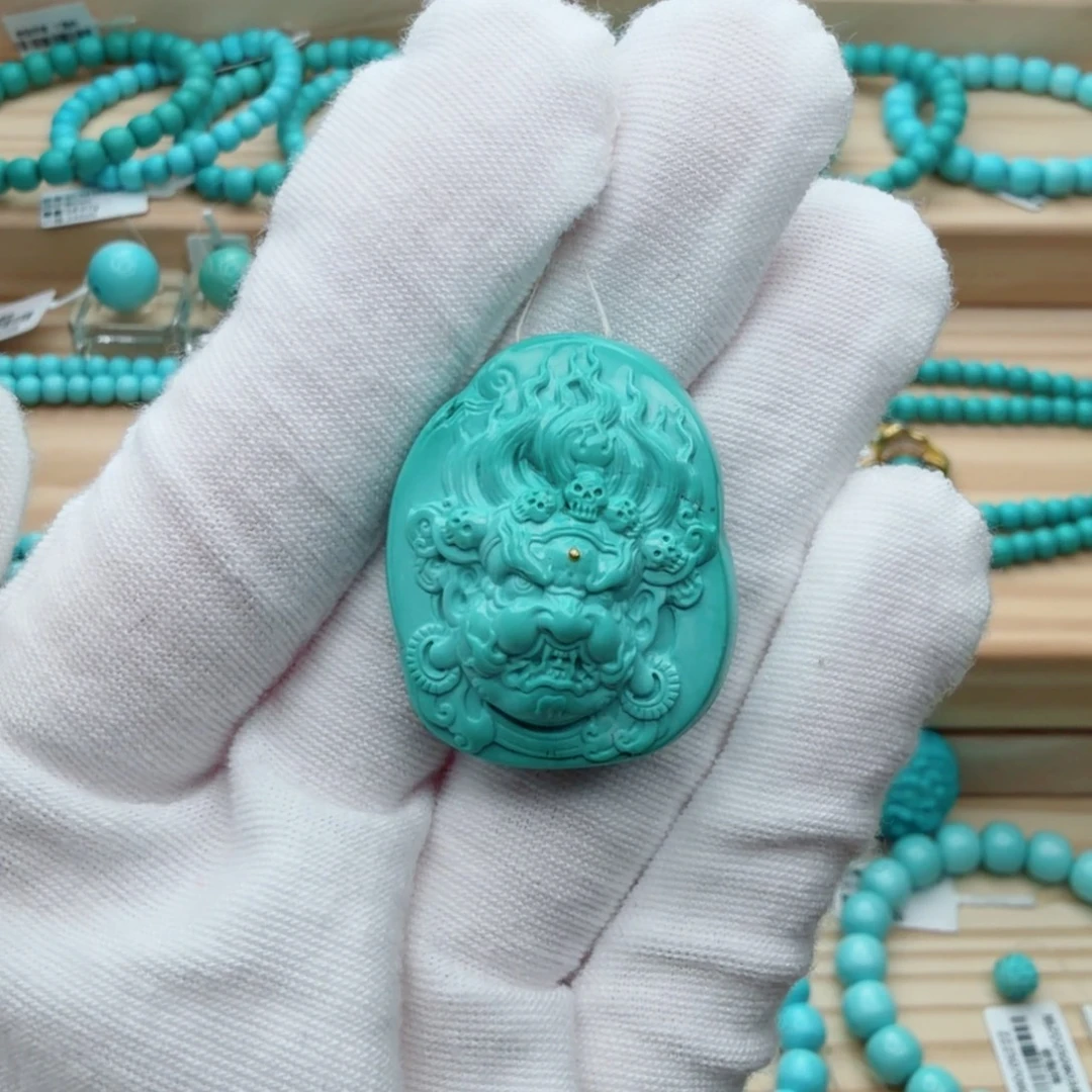 绿松石未镶嵌珠宝奇石