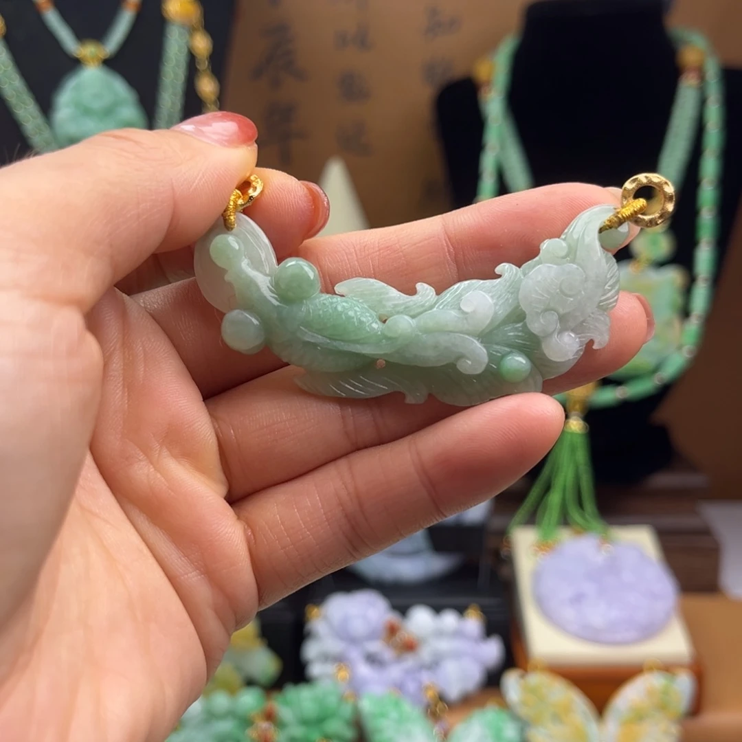 翡翠未镶嵌颈饰天然翡翠