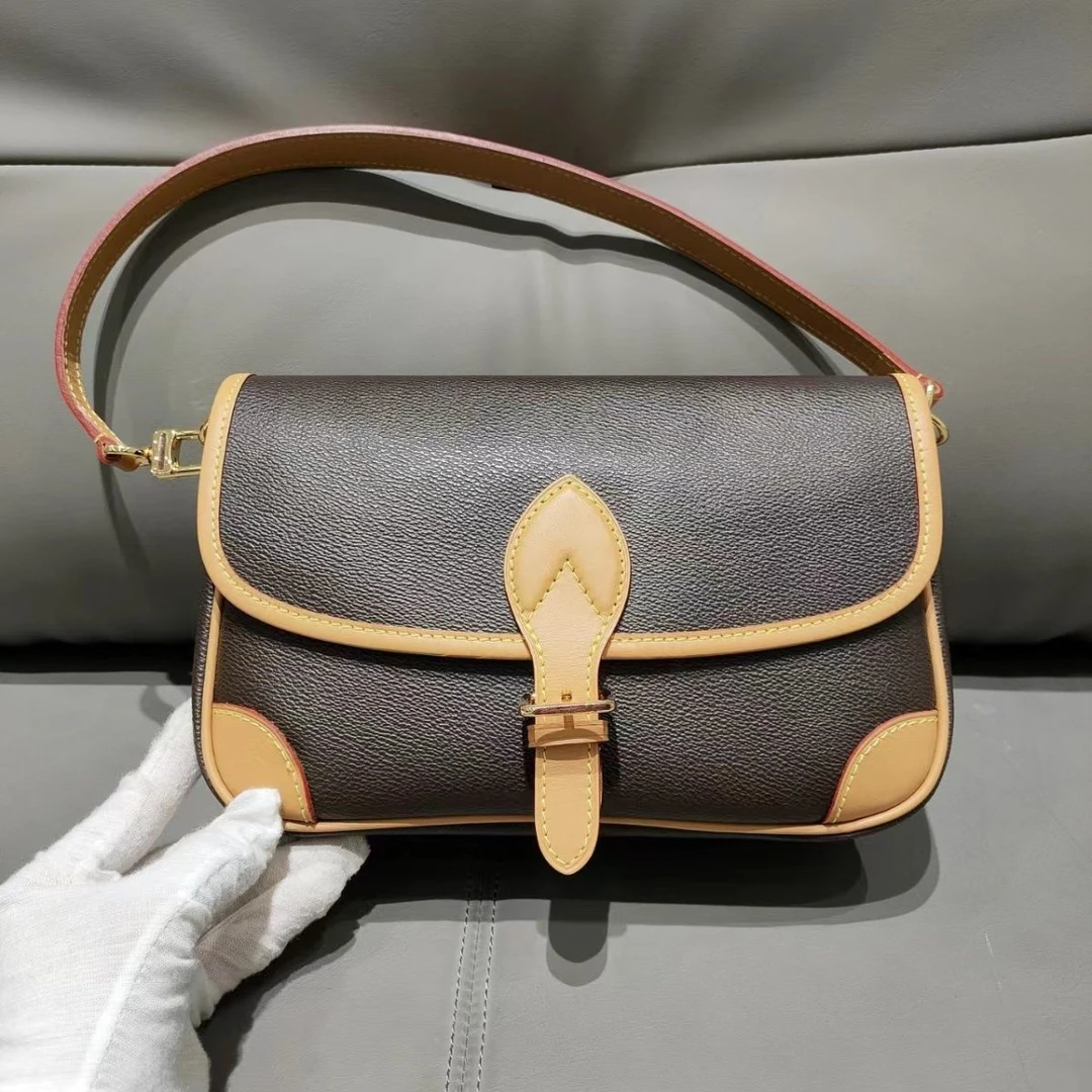 法棍包包挂件流行单肩法棍挂件