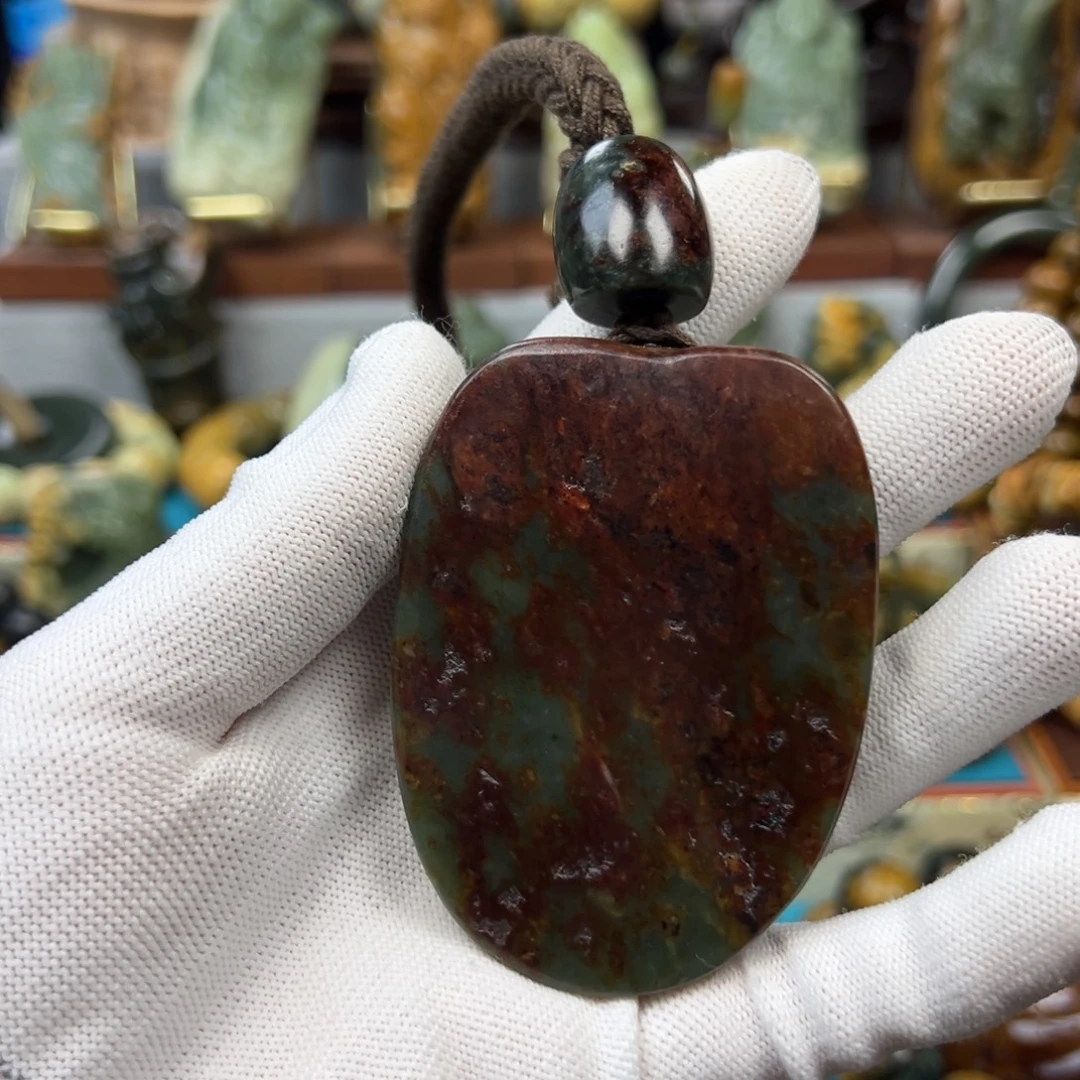 用***江岫岩河磨玉（透闪石质玉）未镶嵌把件