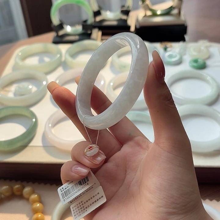 翡翠未镶嵌手镯（序号12）点菜看细节