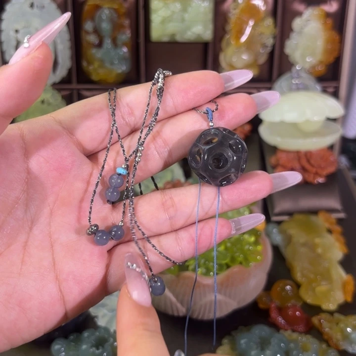 蛇纹石玉合金颈饰