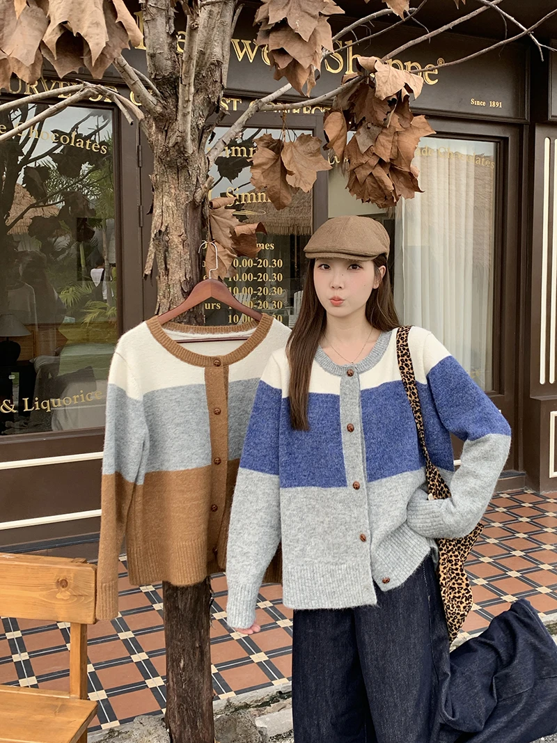 2025秋装新款胖mm大码女韩系撞色软糯针织毛衣开衫上衣