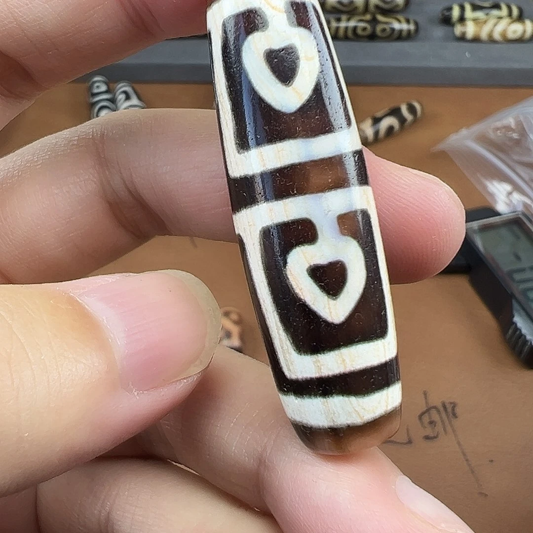 玛瑙/玉髓合金文言