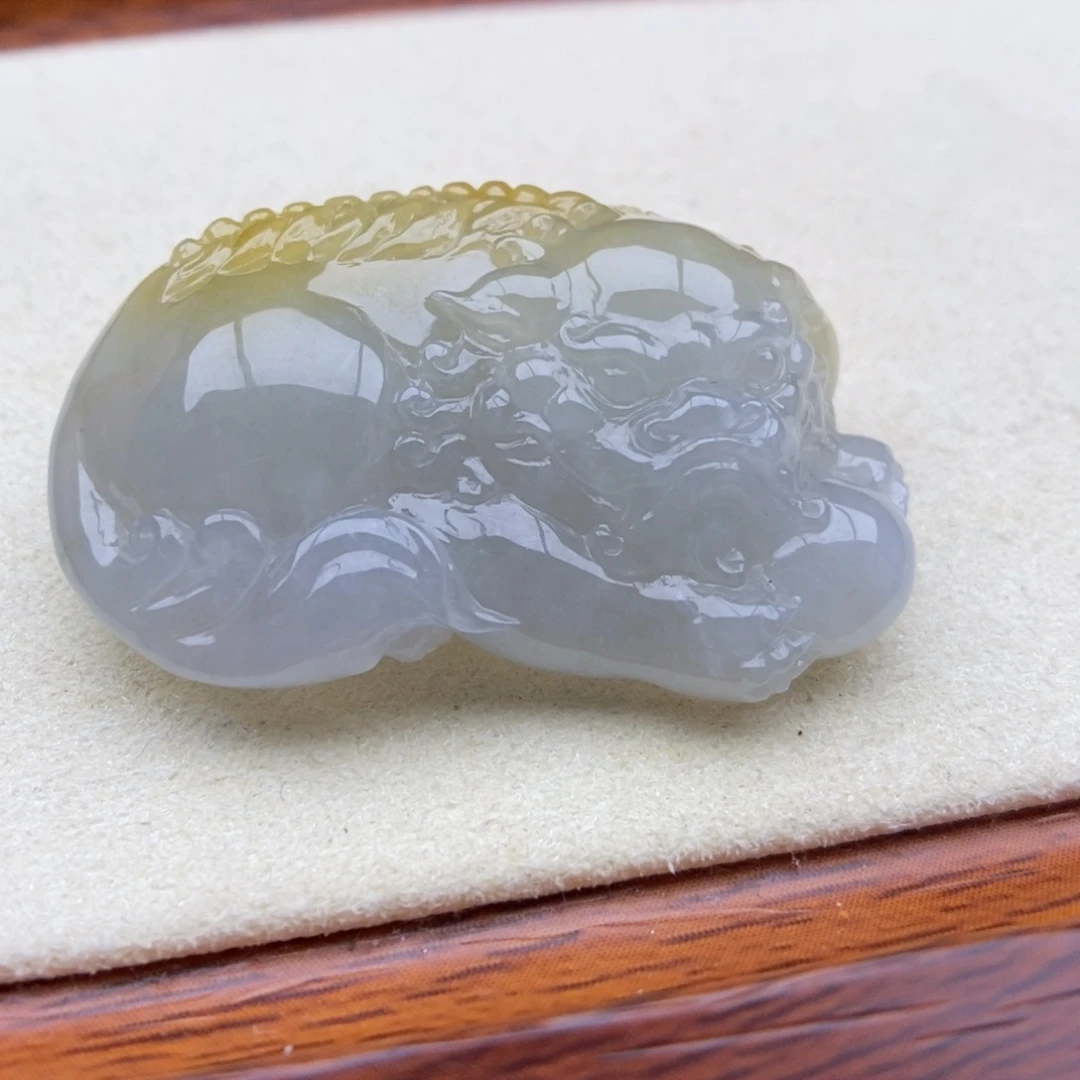 翡翠未镶嵌颈饰吊坠29