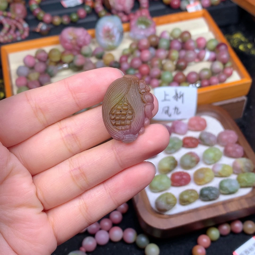 未镶嵌颈饰玛瑙/玉髓